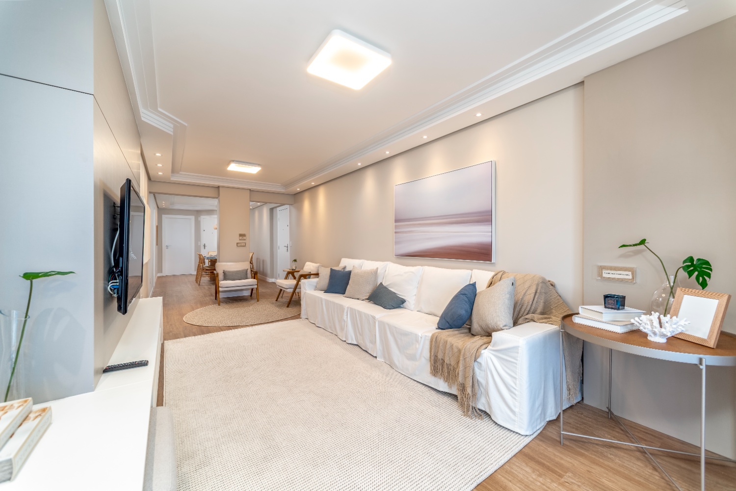 Apartamento no Ed. Number One em Balneário Camboriú - foto 11