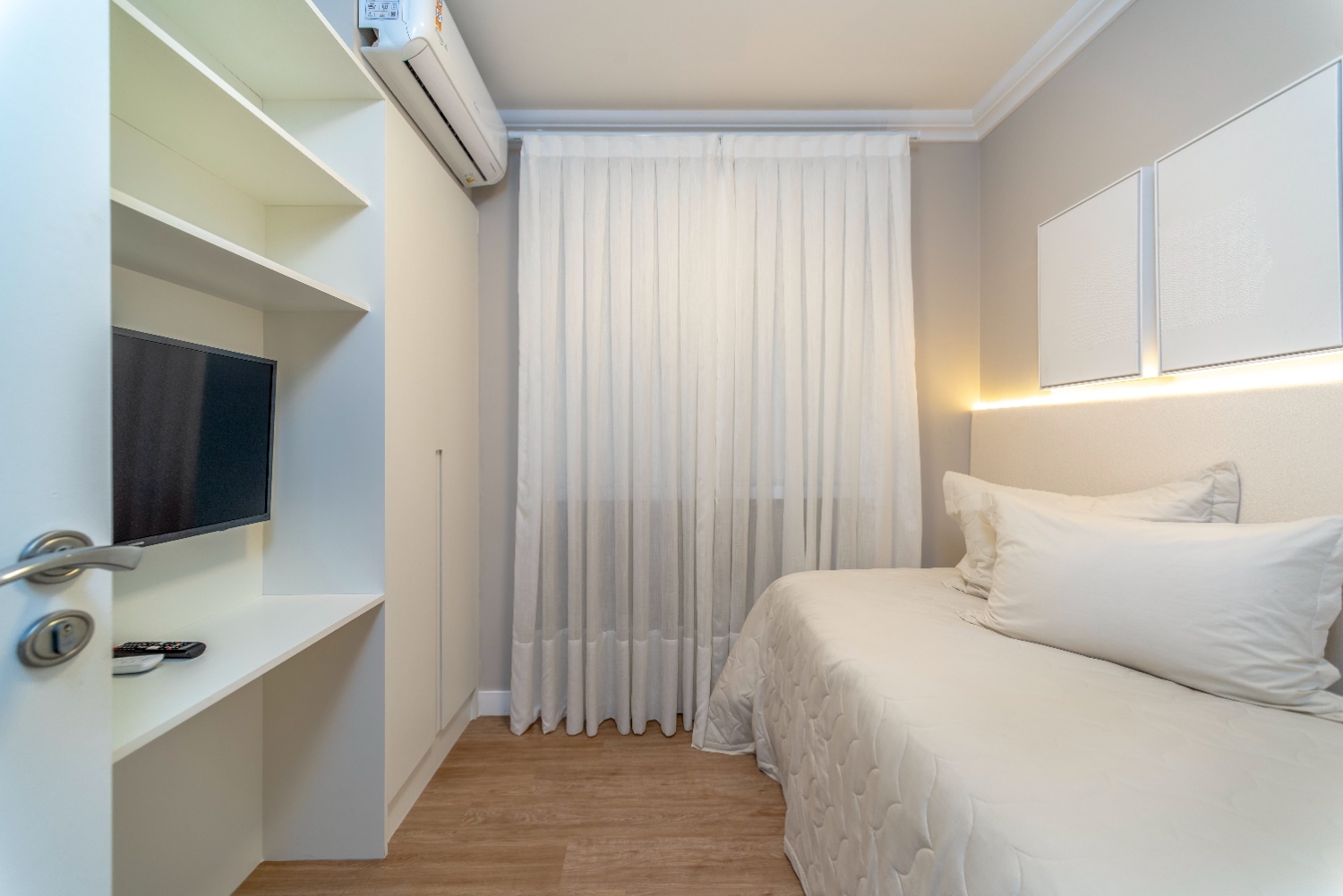 Apartamento no Ed. Number One em Balneário Camboriú - foto 18