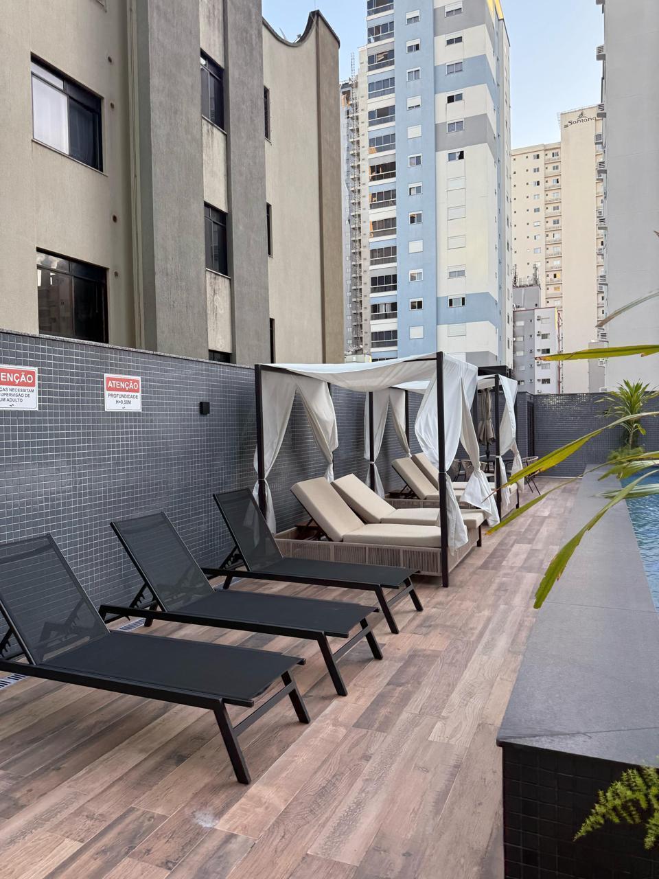 Apartamento no Ed. Diamond Tower em Meia Praia/SC - foto 32