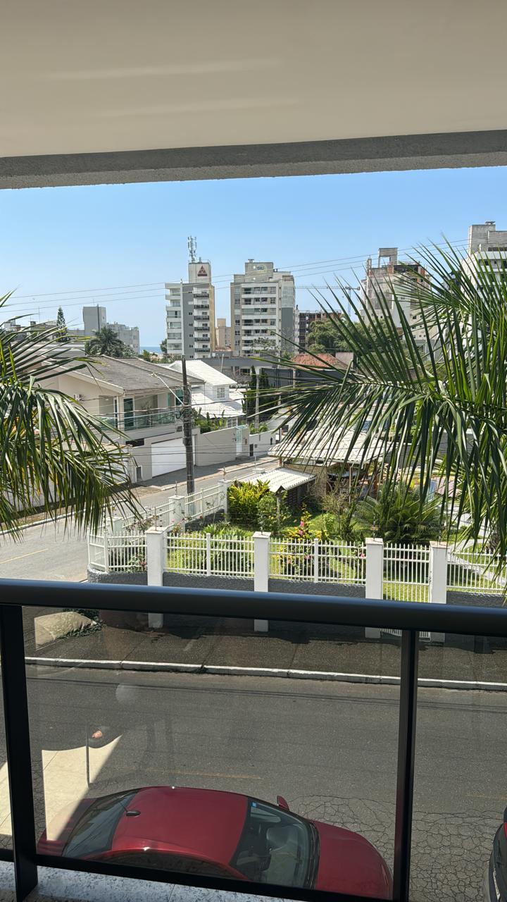 Apartamento no Ed. Brava Hills na Praia dos Amores - foto 5
