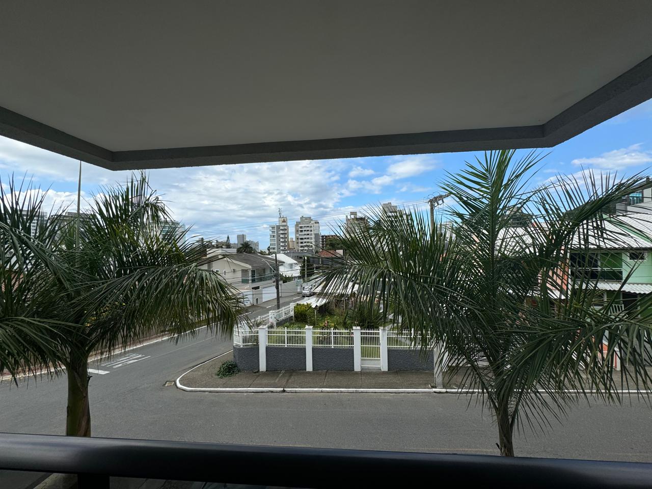 Apartamento no Ed. Brava Hills na Praia dos Amores - foto 6