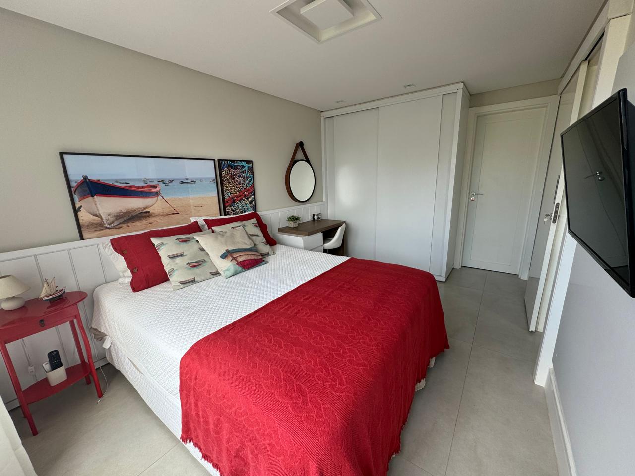 Apartamento no Ed. Brava Hills na Praia dos Amores - foto 13