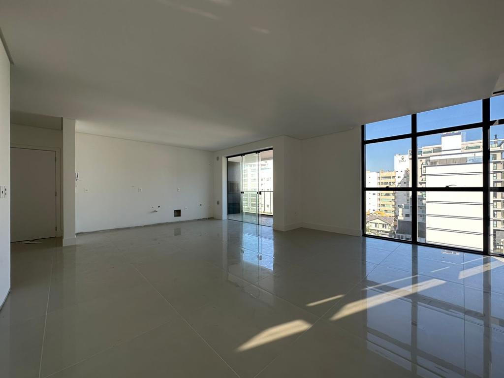 Apartamento no Brava Palace Residence na Praia Brava - foto 5