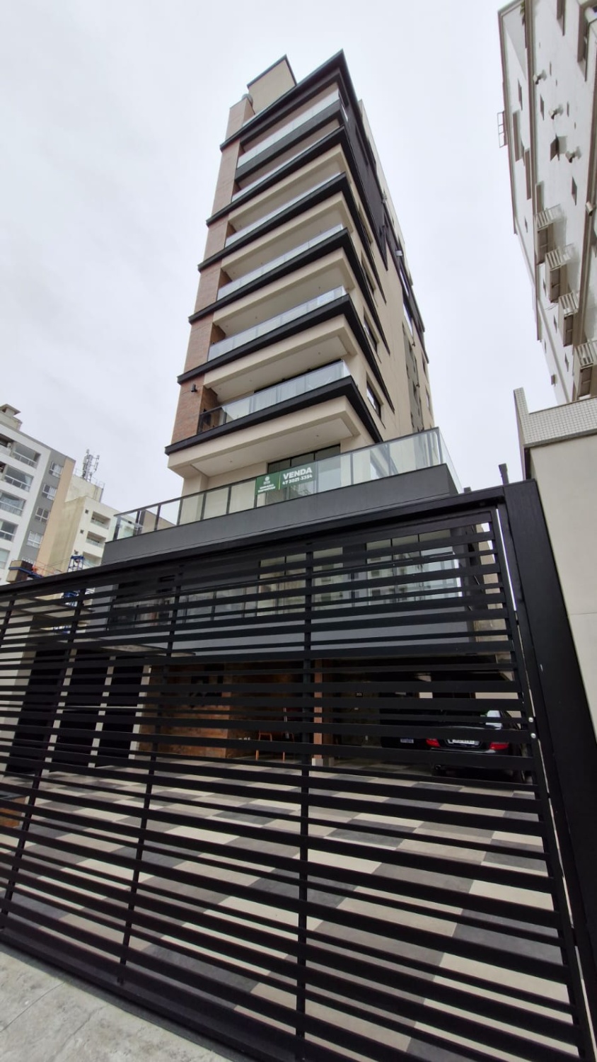Duplex no Ed. Brava 22 na Praia Brava - foto 3