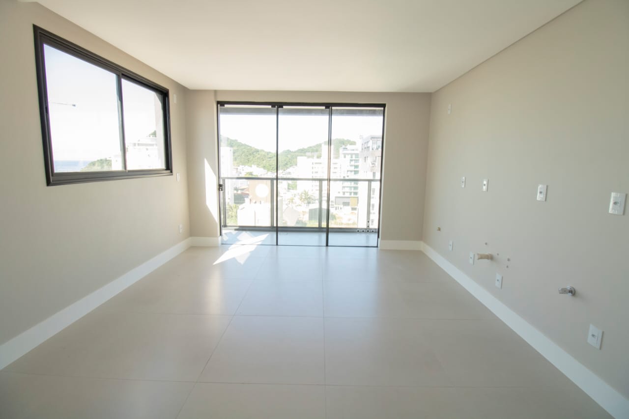 Duplex no Ed. Brava 22 na Praia Brava - foto 14