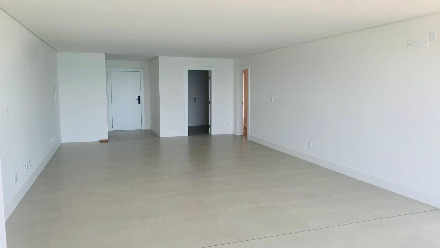 Apartamento no Ed. Mykonos Residence em Balneário Piçarras - foto 8