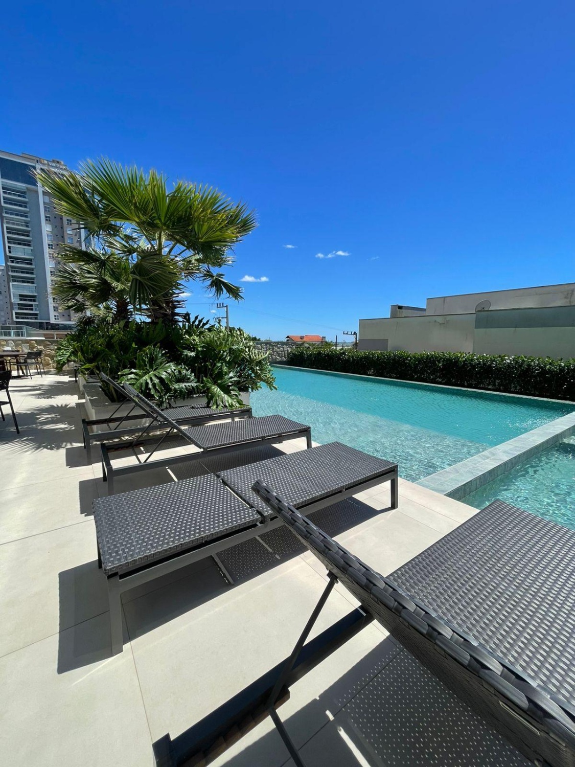 Apartamento no Ed. Mykonos Residence em Balneário Piçarras - foto 12