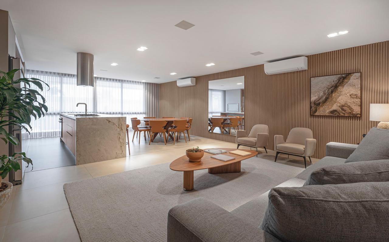 Apartamento no Ed. Mykonos Residence em Balneário Piçarras - foto 17