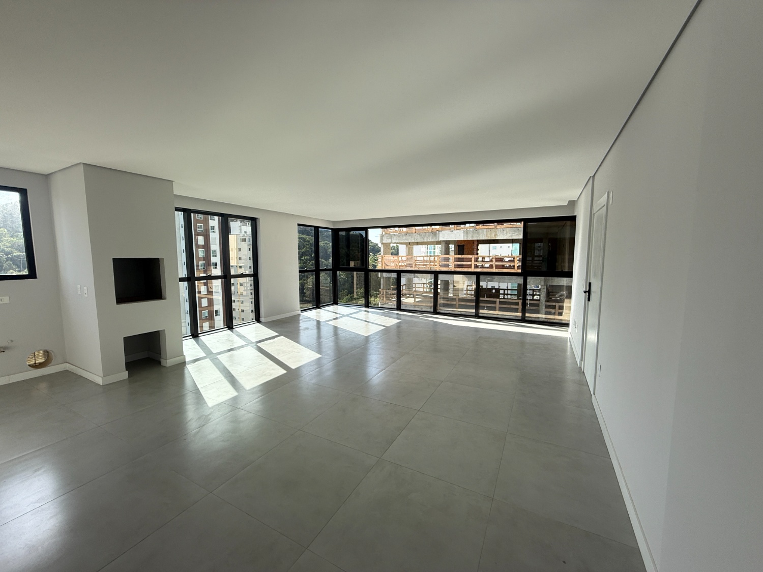 Apartamento no Ed. Costa Esmeralda Residence em Balneário Camboriú - foto 18