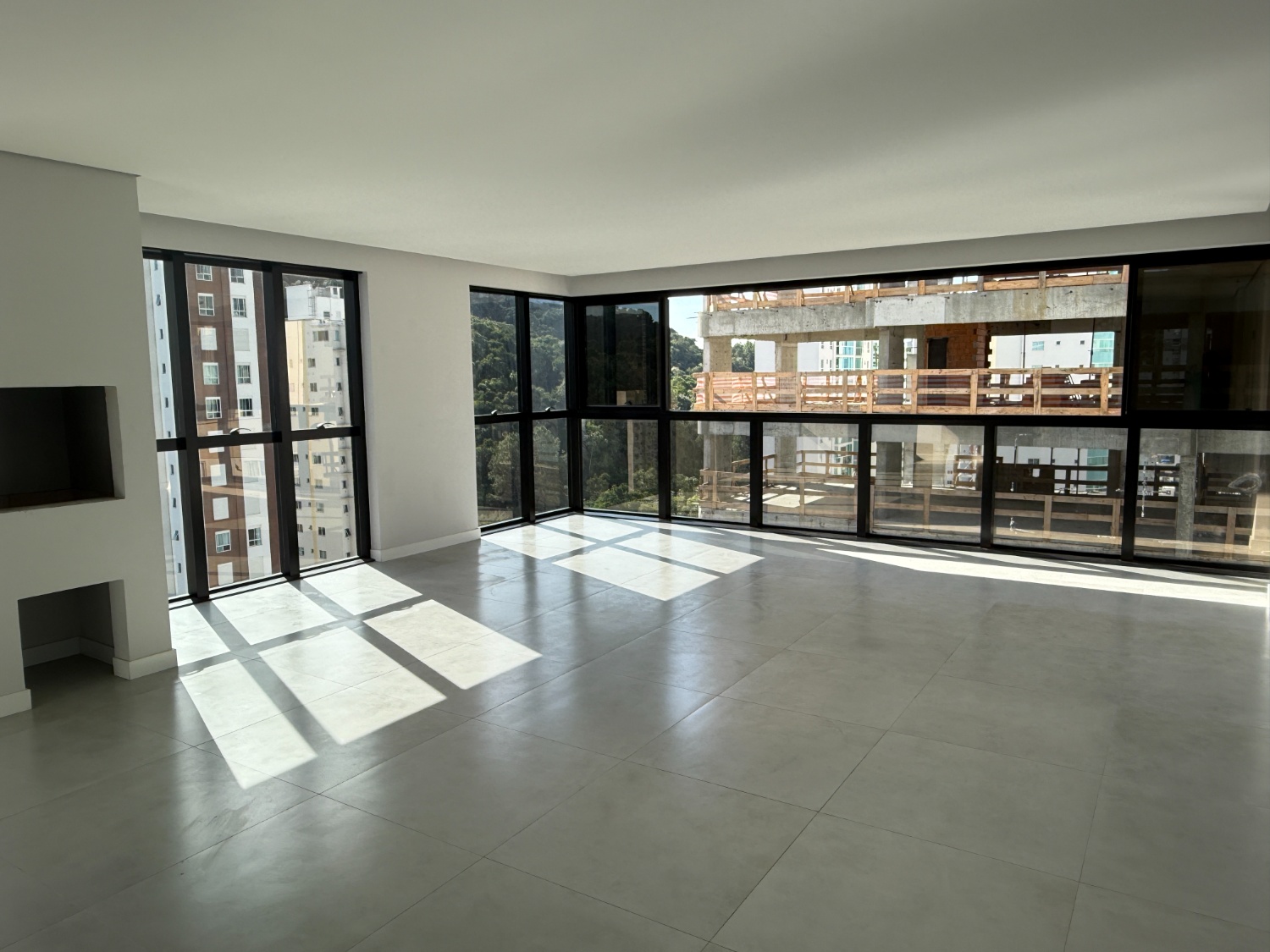 Apartamento no Ed. Costa Esmeralda Residence em Balneário Camboriú - foto 19