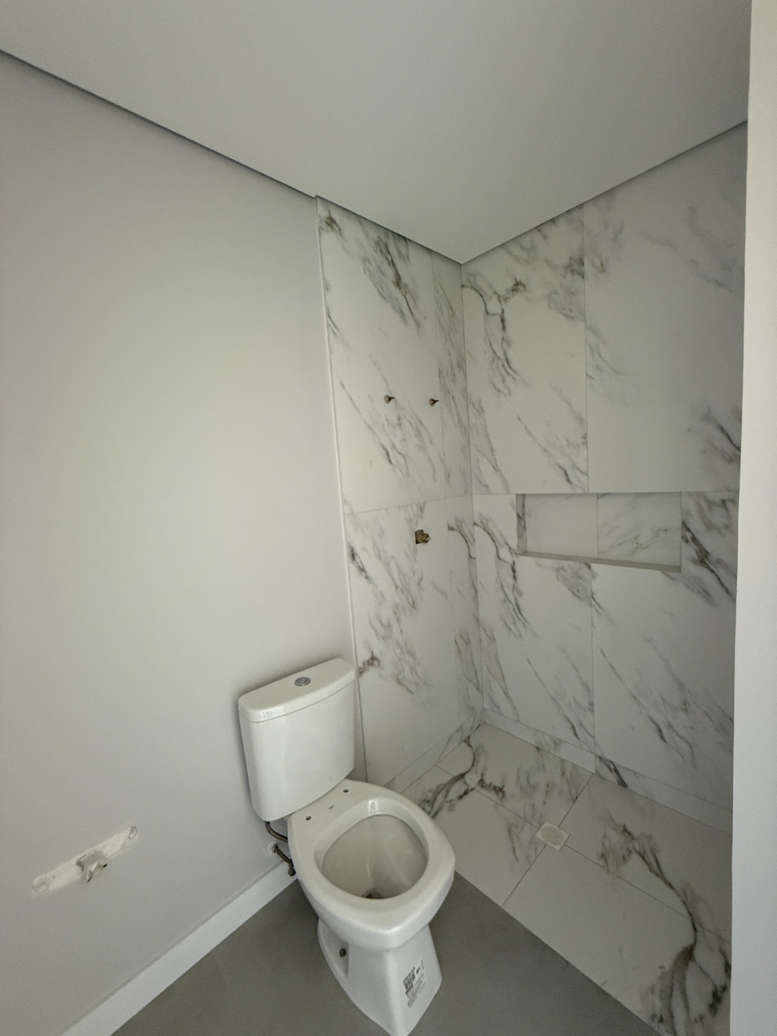 Apartamento no Ed. Costa Esmeralda Residence em Balneário Camboriú - foto 28