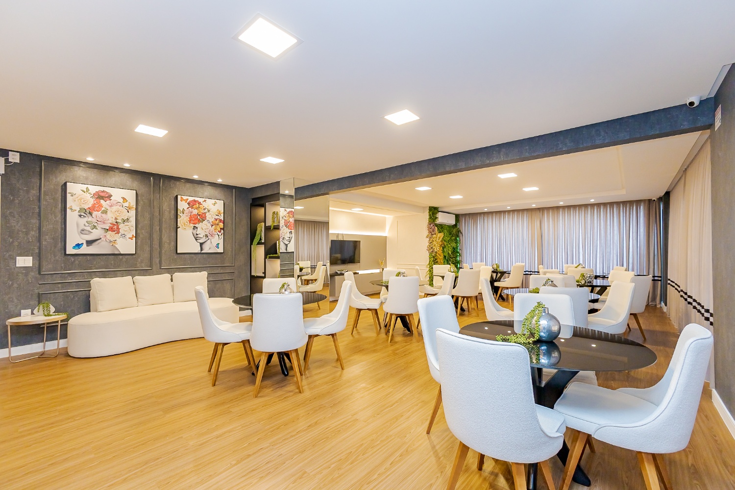 Apartamento no Ed. Ville de Lyon em Meia Praia - Itapema/SC - foto 24