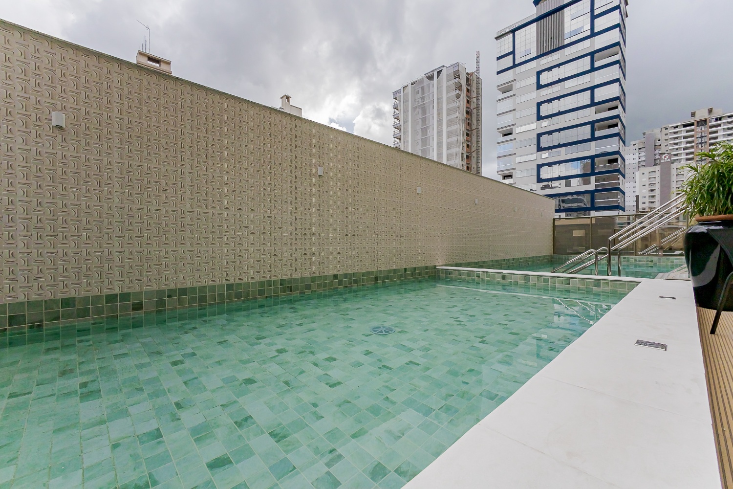 Apartamento no Ed. Ville de Lyon em Meia Praia - Itapema/SC - foto 28