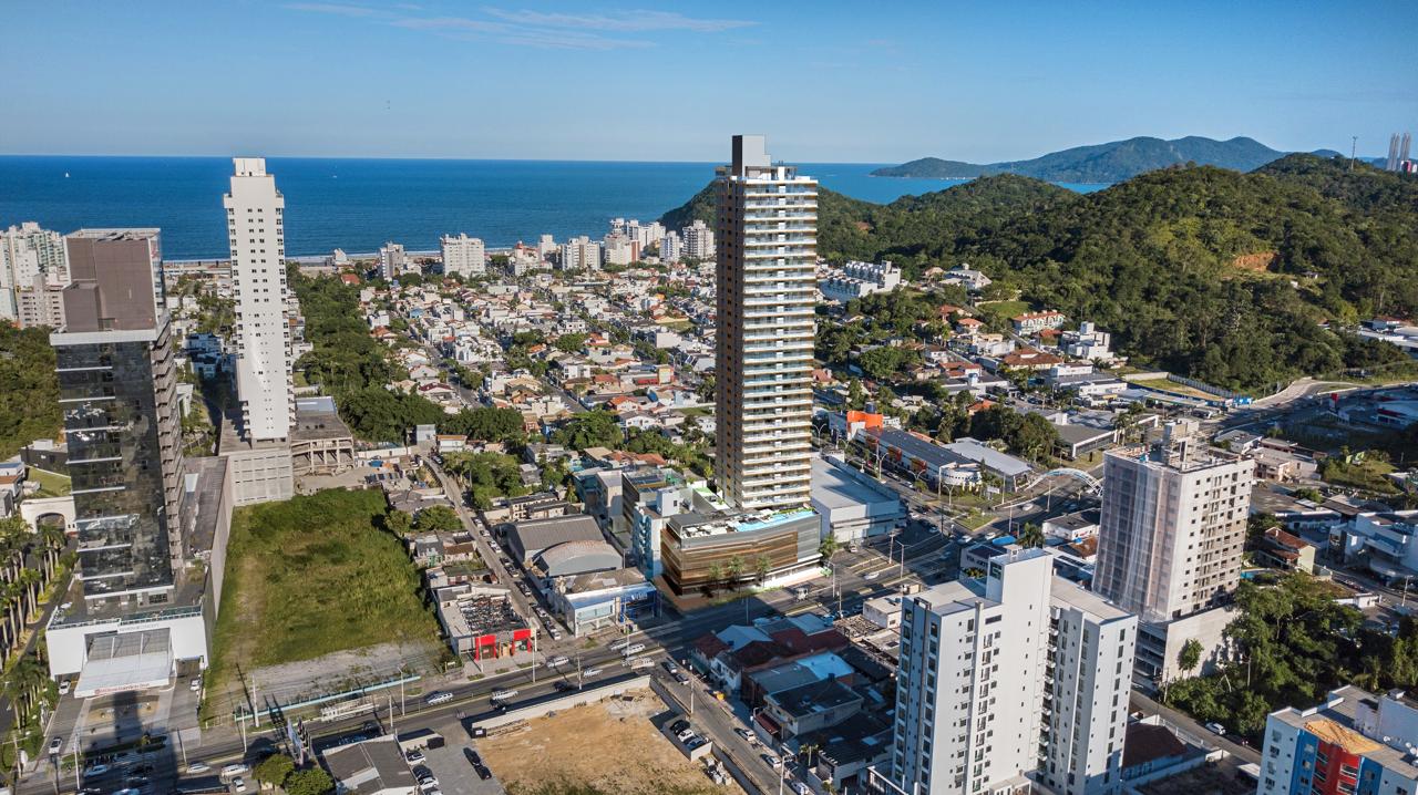 Apartamento no Residencial Sky Brava na Praia Brava - foto 12