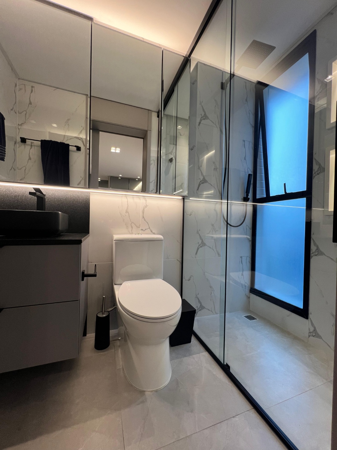 Apartamento no Ed. Saint Antoine na Praia dos Amores em Balneário Camboriú - foto 8