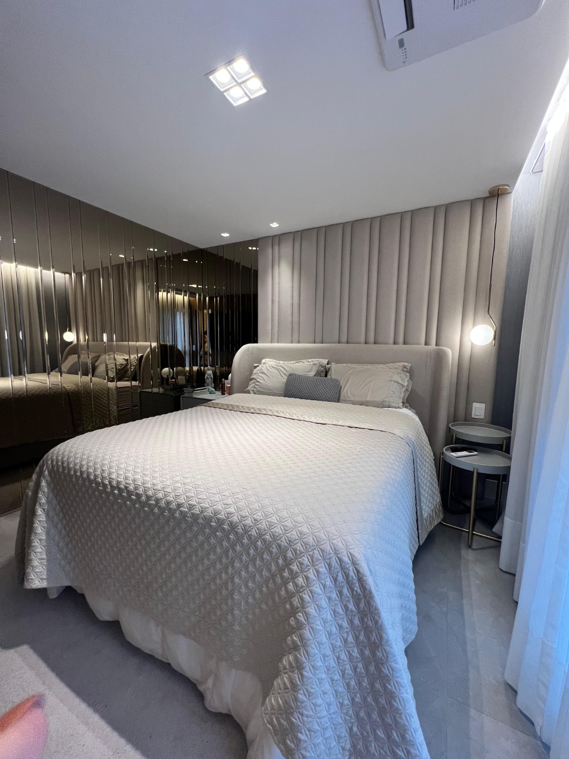 Apartamento no Ed. Saint Antoine na Praia dos Amores em Balneário Camboriú - foto 11