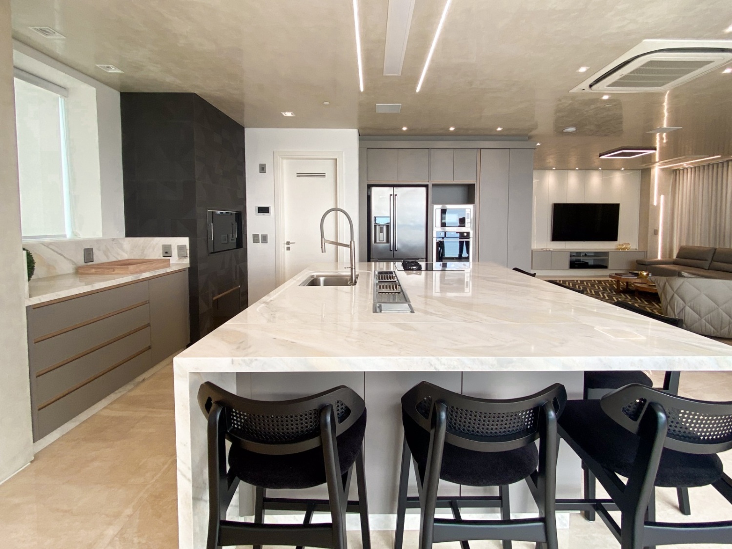 Apartamento no Ed. Copenhagen em Balneário Camboriú - foto 9