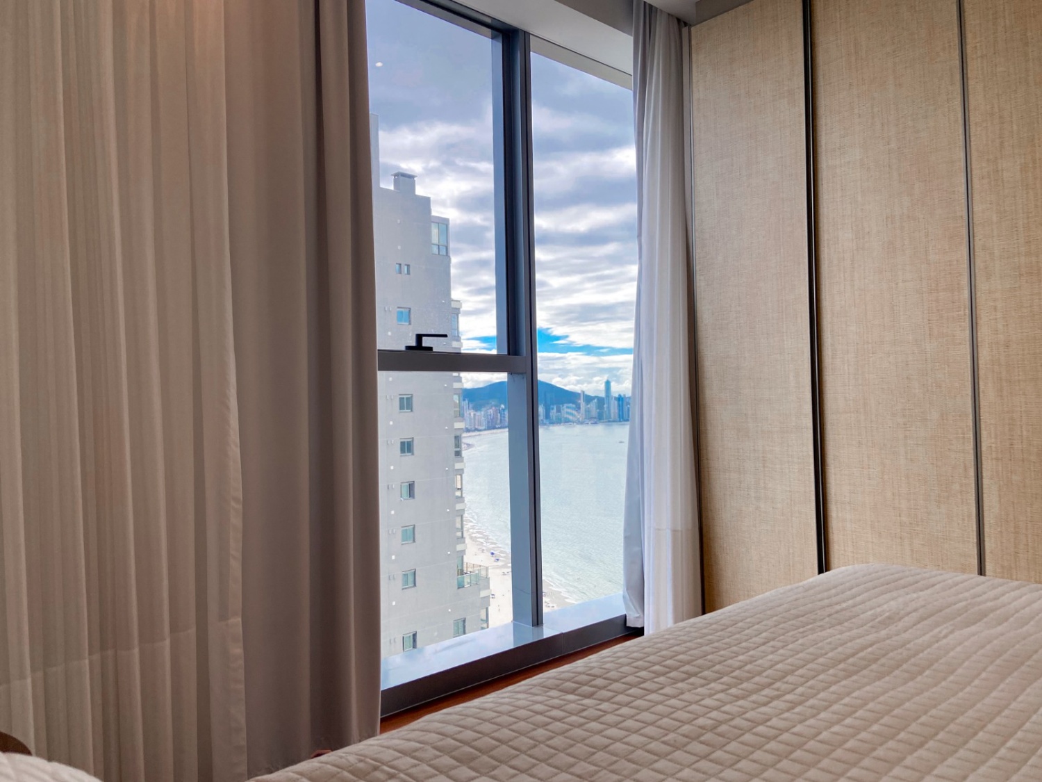 Apartamento no Ed. Copenhagen em Balneário Camboriú - foto 15