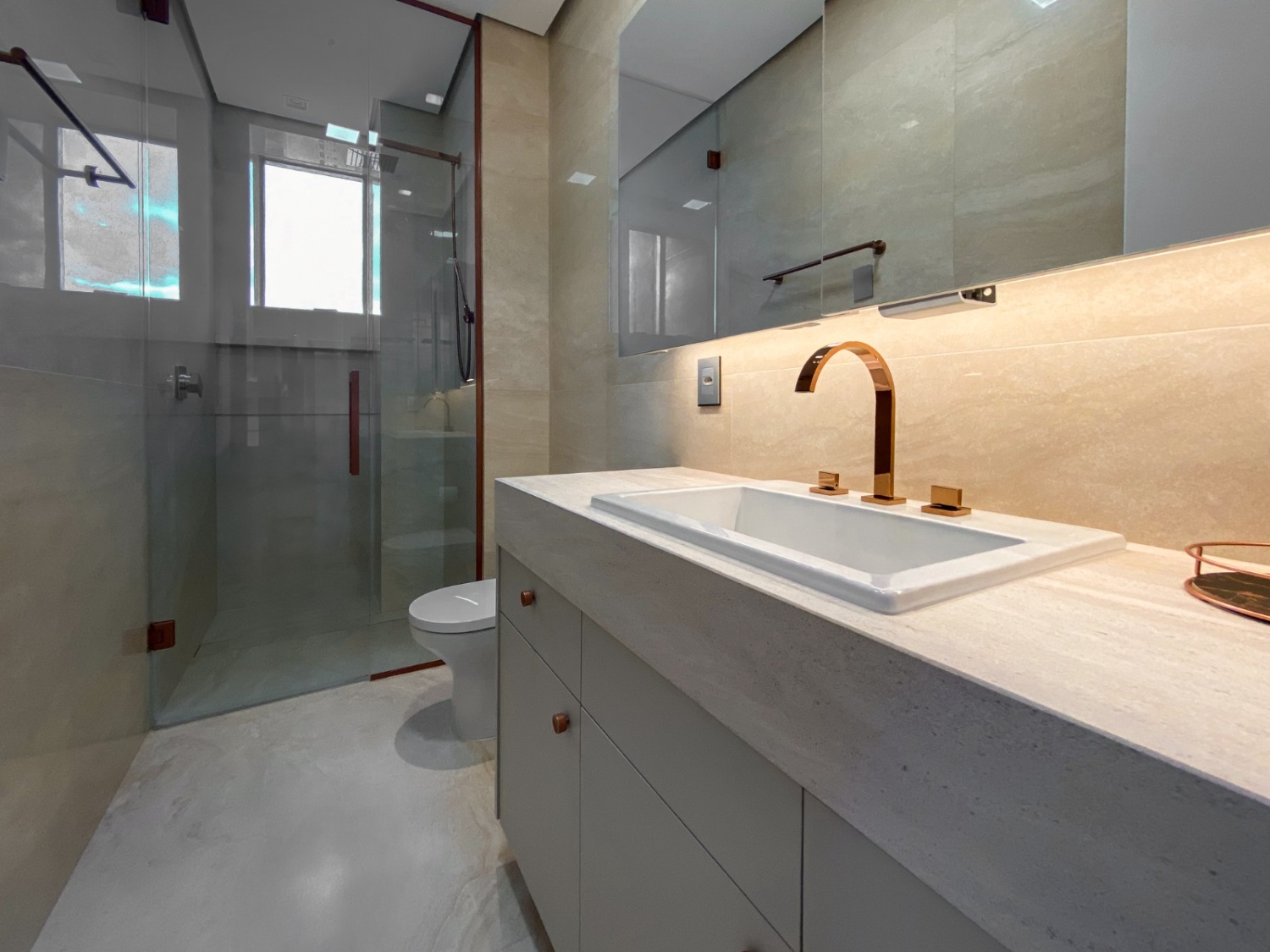 Apartamento no Ed. Copenhagen em Balneário Camboriú - foto 20