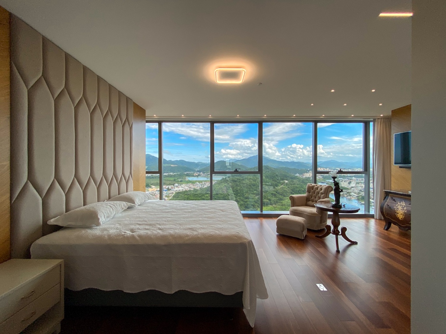 Apartamento no Ed. Copenhagen em Balneário Camboriú - foto 23