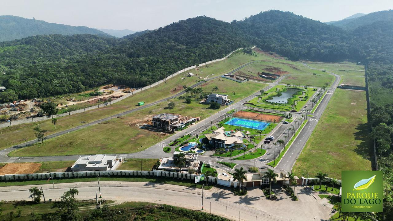 Terreno no Condomínio Parque do Lago em Camboriú - foto 4
