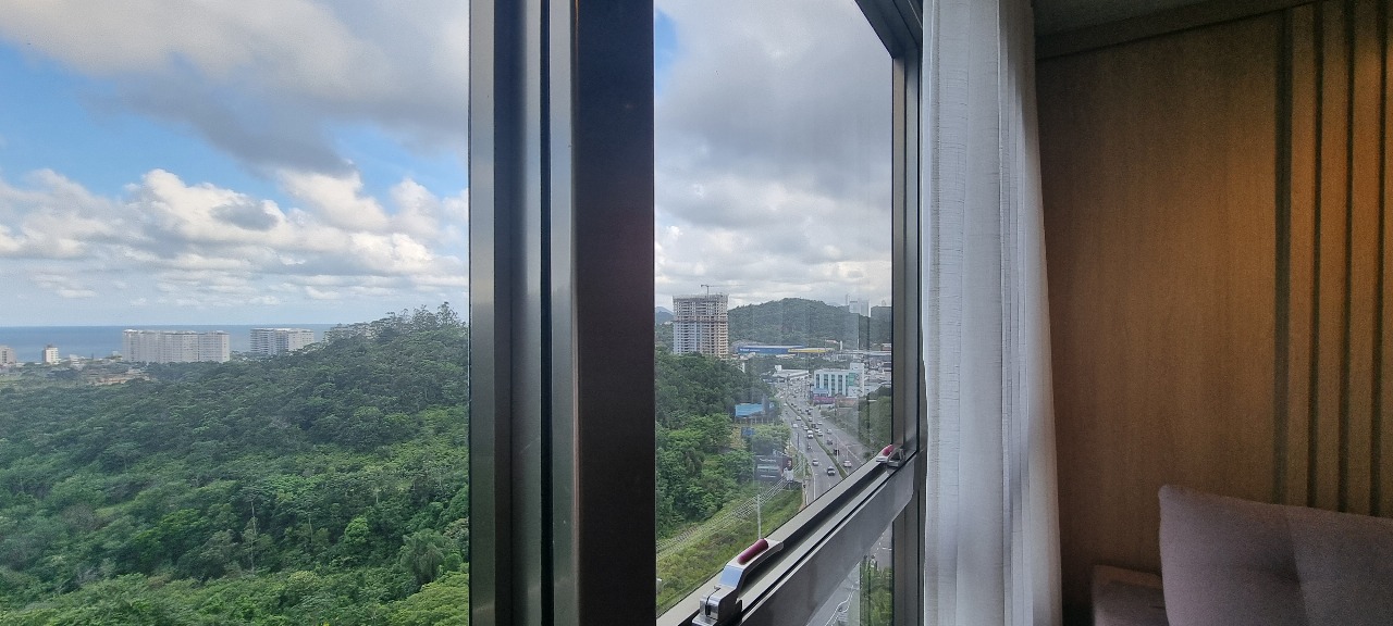 Apartamento no Ed. Max Haus na Praia Brava - foto 6