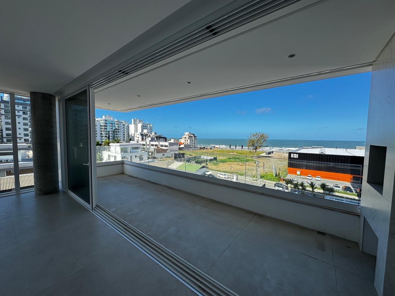 Apartamento no Ed. Riva na Praia Brava - foto 3