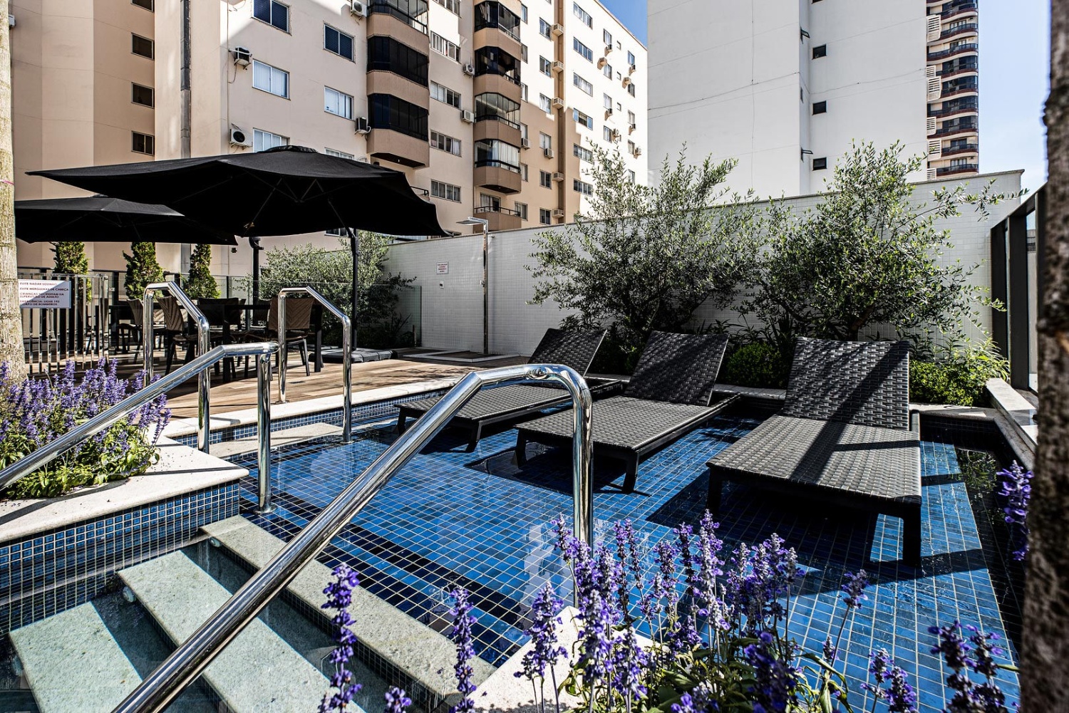 Apartamento no Ed. Windsor Village da Embraed em Balneário Camboriú - foto 24
