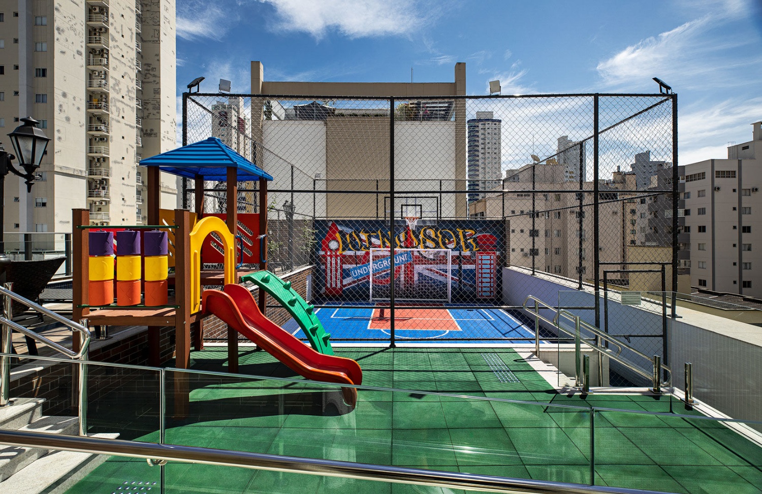 Apartamento no Ed. Windsor Village da Embraed em Balneário Camboriú - foto 31