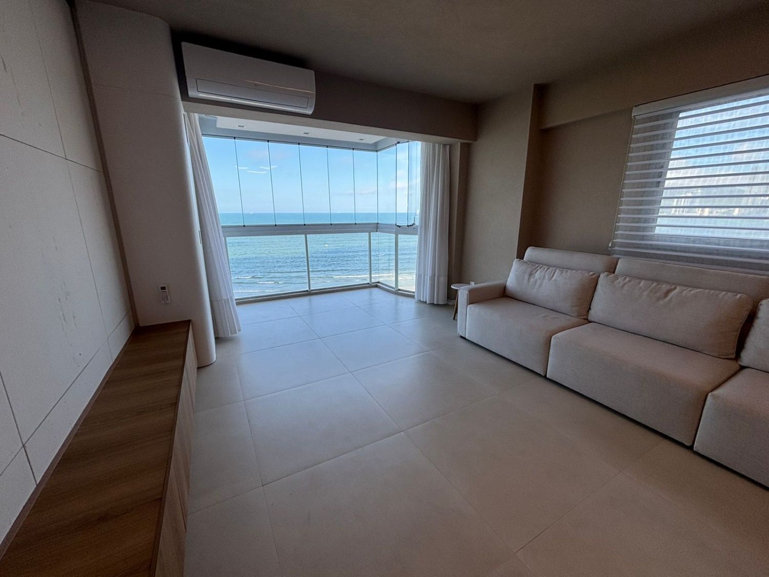 Apartamento no Ed. Imperatriz em Balneário Camboriú - foto 2
