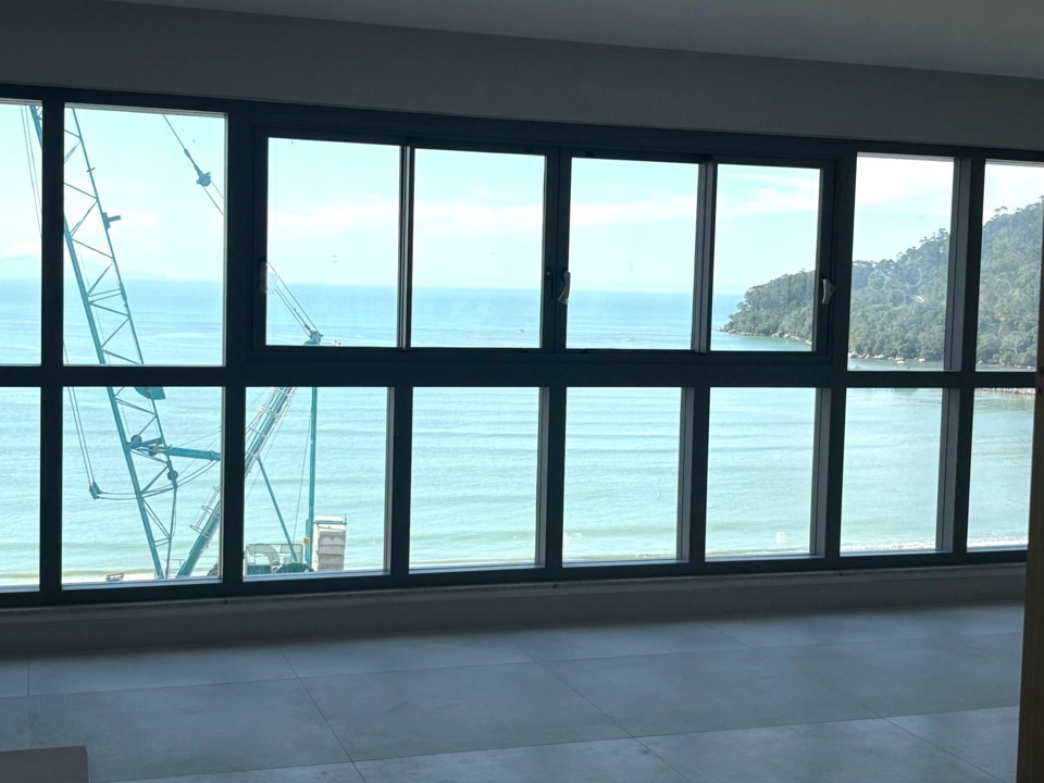 Apartamento no Edifício Tonino Lamborghini em Balneário Camboriú - foto 32