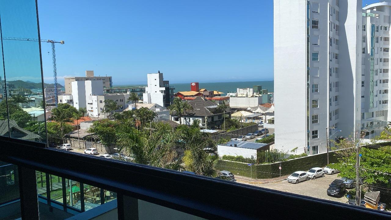 Apartamento no Ed. Privilége Brava na Praia Brava