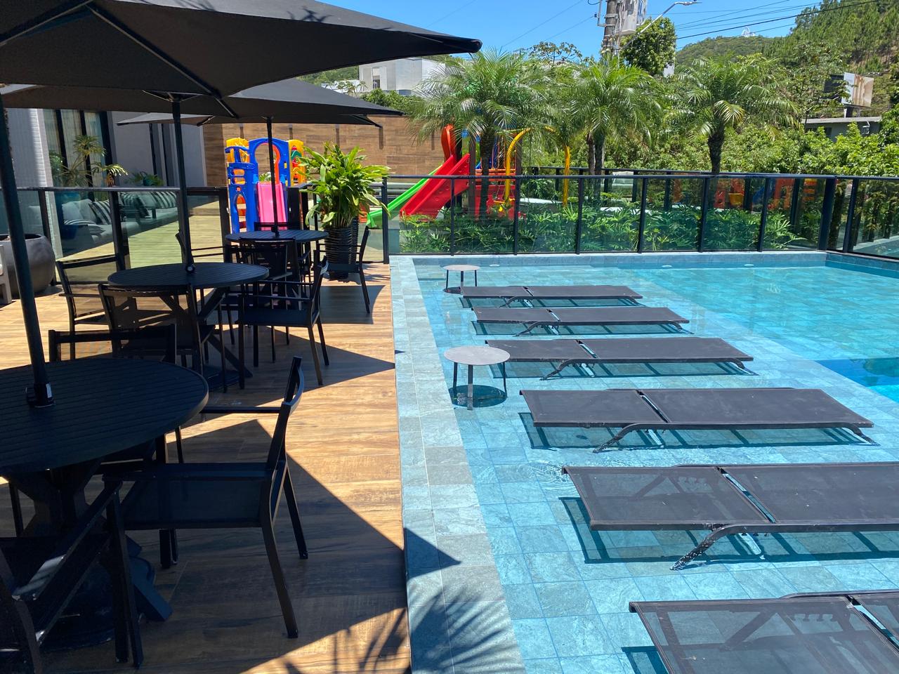 Apartamento no Ed. Privilége Brava na Praia Brava - foto 27