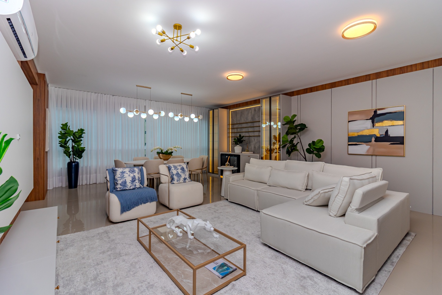 Apartamento no Ed. Rovere Della Luna em Balneário Camboriú - foto 5