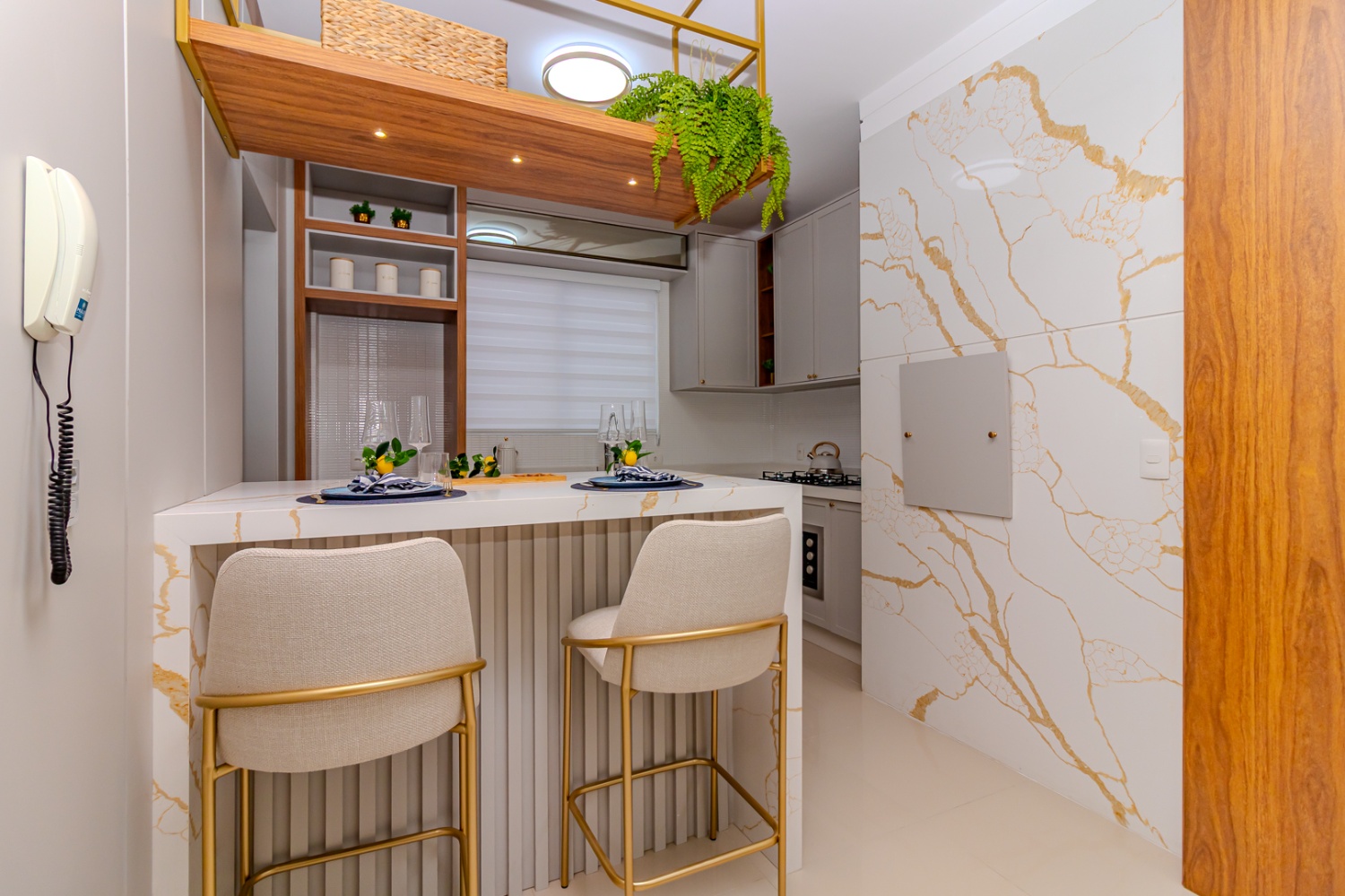 Apartamento no Ed. Rovere Della Luna em Balneário Camboriú - foto 10