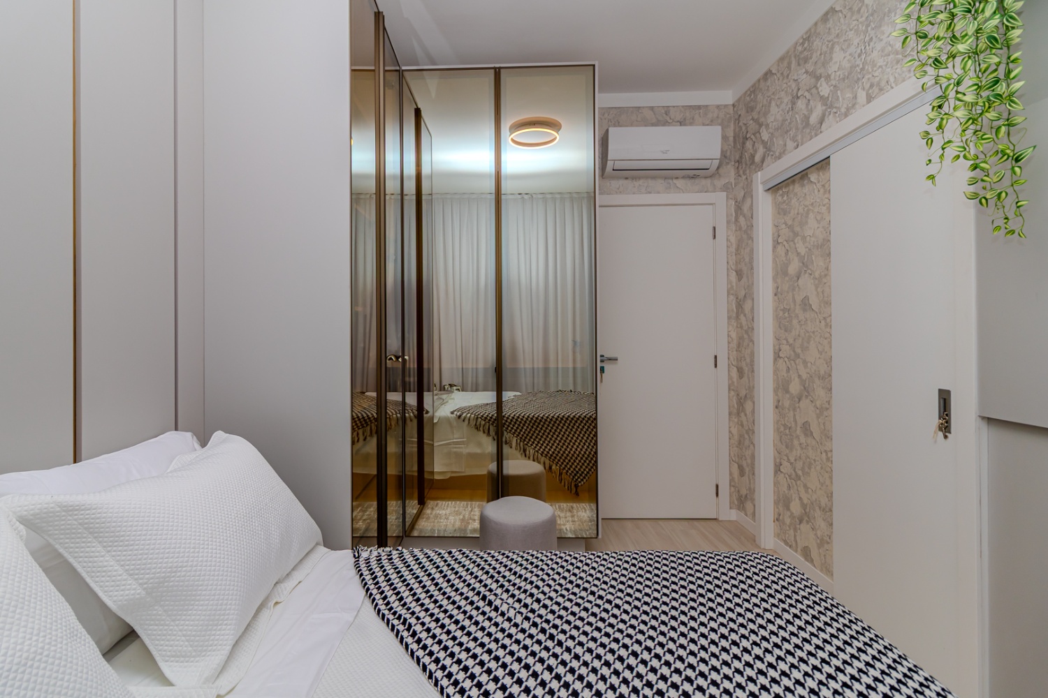 Apartamento no Ed. Rovere Della Luna em Balneário Camboriú - foto 17