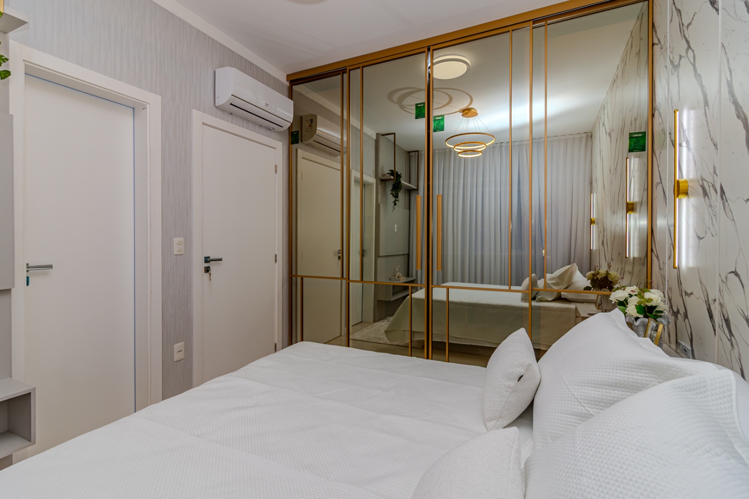 Apartamento no Ed. Rovere Della Luna em Balneário Camboriú - foto 21