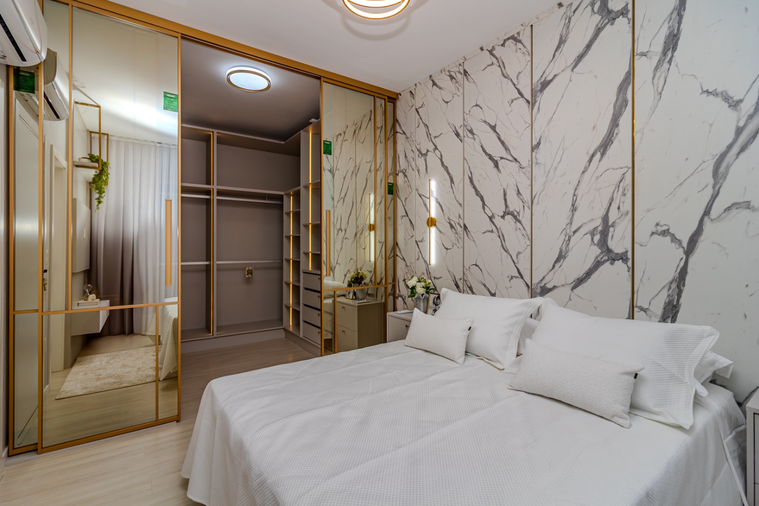 Apartamento no Ed. Rovere Della Luna em Balneário Camboriú - foto 27