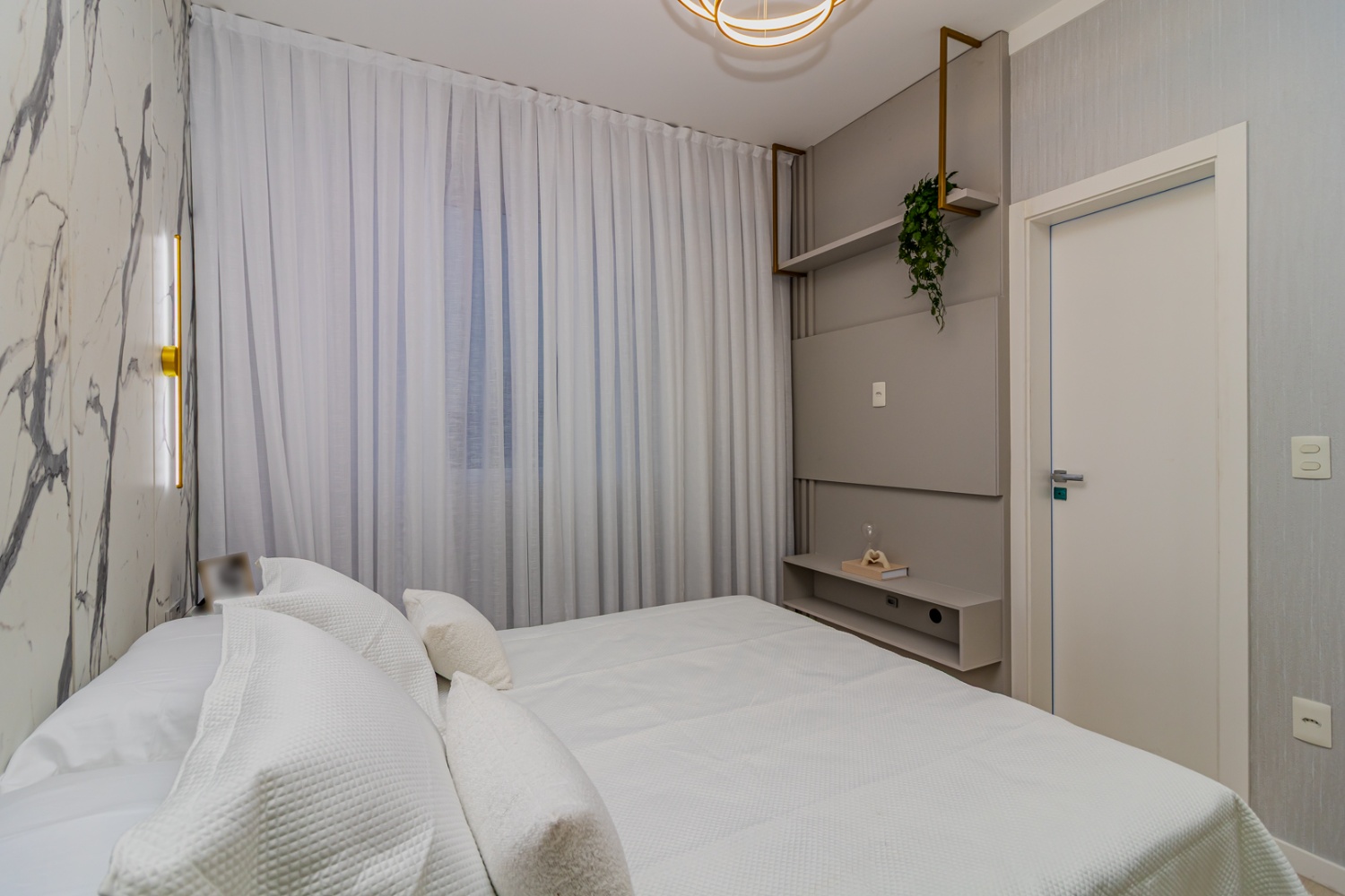 Apartamento no Ed. Rovere Della Luna em Balneário Camboriú - foto 29