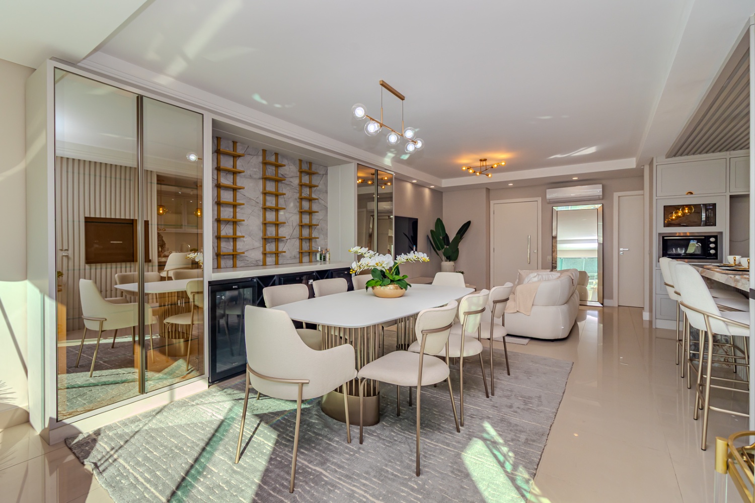Apartamento no Ed. Lorena Cristina em Balneário Camboriú - foto 8