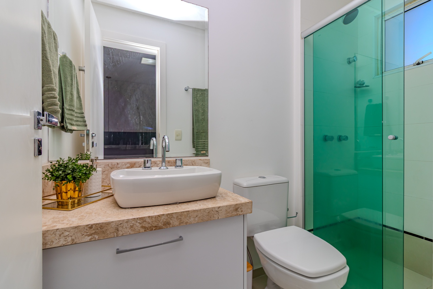 Apartamento no Ed. Lorena Cristina em Balneário Camboriú - foto 30