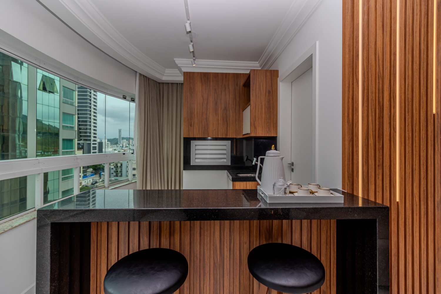 Apartamento no Ed. Atacama em Balneário Camboriú - foto 4
