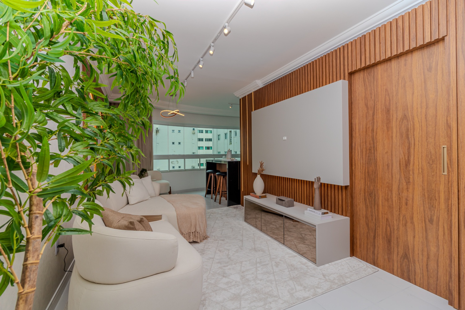Apartamento no Ed. Atacama em Balneário Camboriú - foto 11