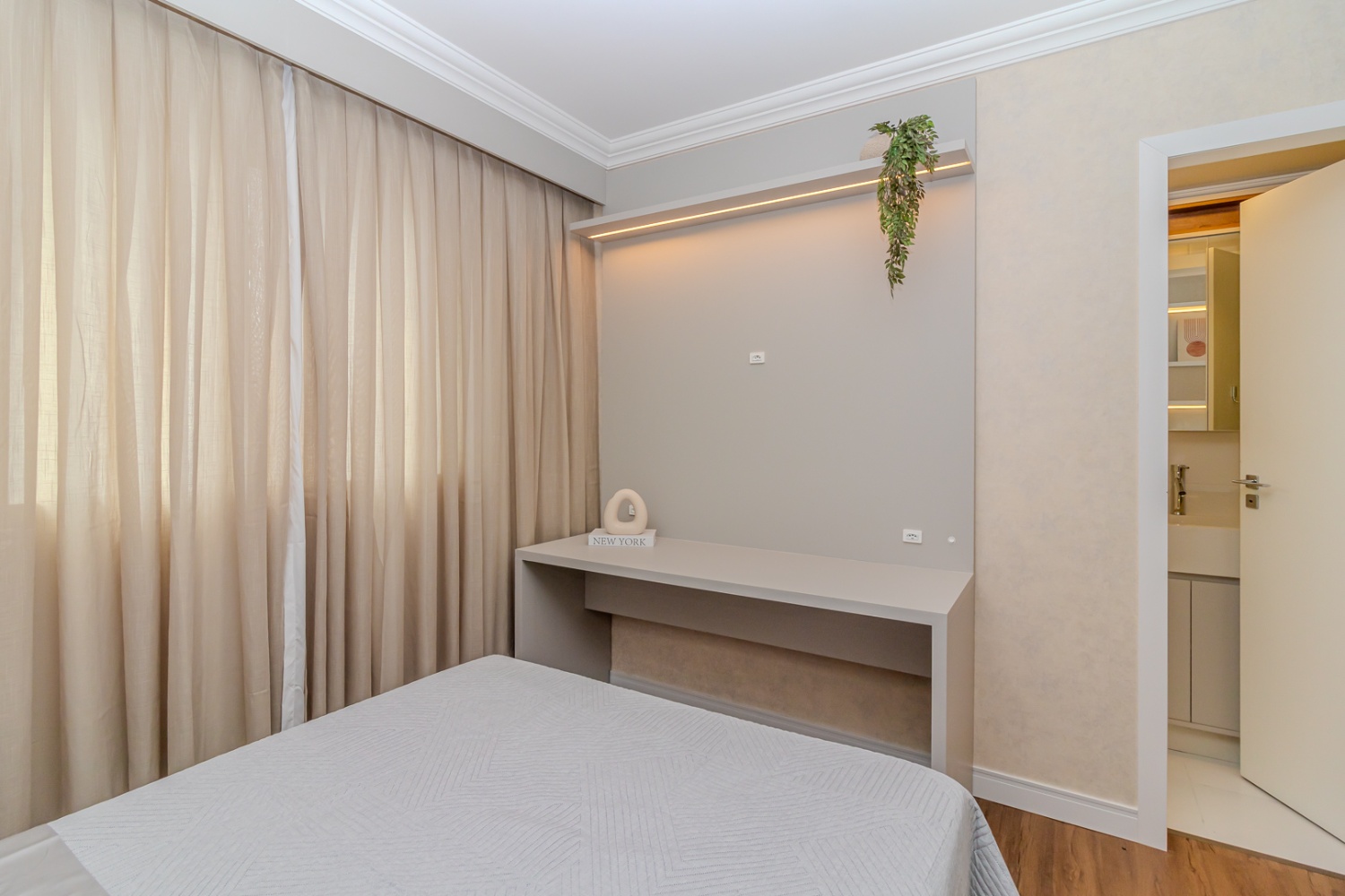Apartamento no Ed. Atacama em Balneário Camboriú - foto 32