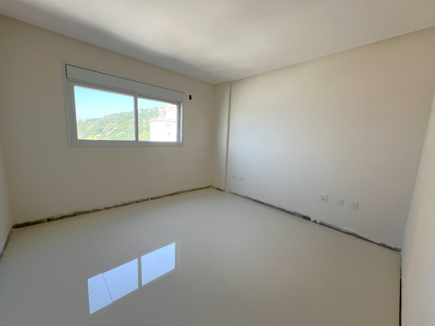 Apartamento no Ed. Riviera Del Sol em Itapema - foto 17