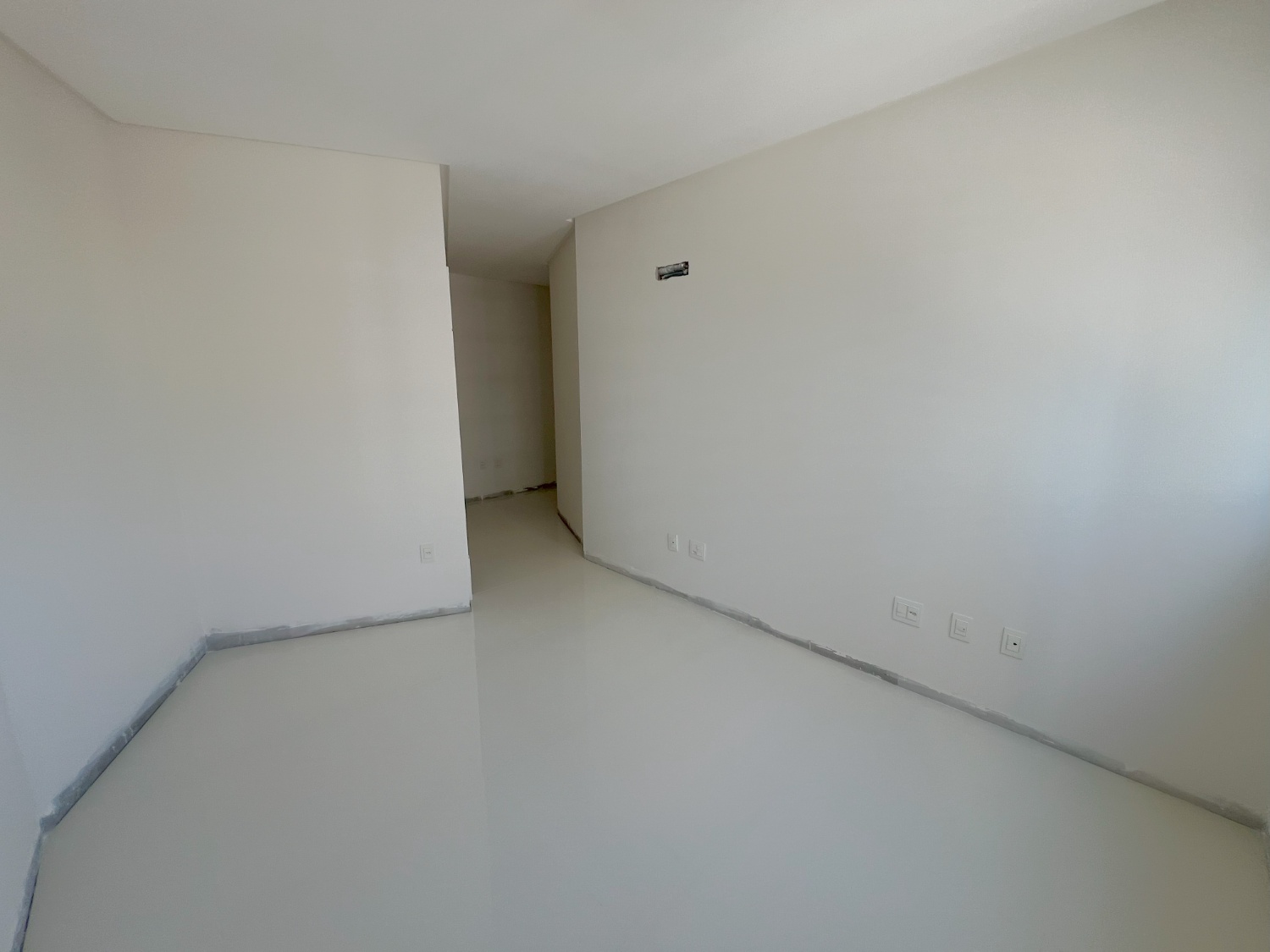 Apartamento no Ed. Riviera Del Sol em Itapema - foto 18