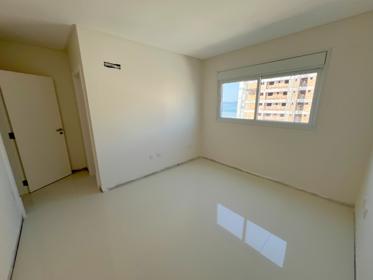Apartamento no Ed. Riviera Del Sol em Itapema - foto 20