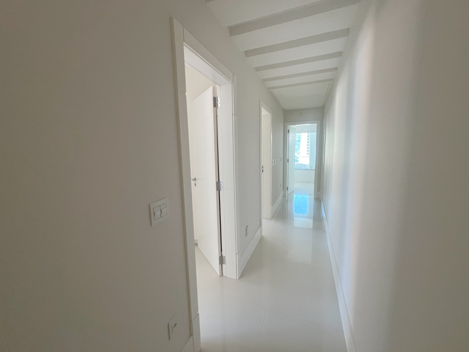 Apartamento no Ed. Riviera Del Sol em Itapema - foto 22