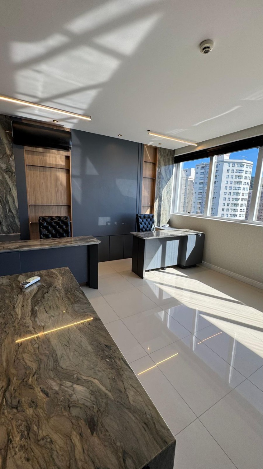 Sala Comercial no Ed. Platinum Excutive em Meia Praia - Itapema - foto 11