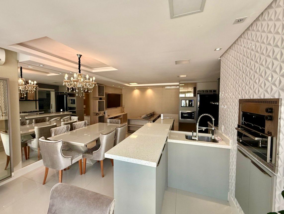 Apartamento no Edifício Alameda Jardins em Balneário Camboriú - foto 2